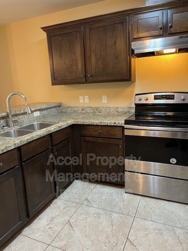 Photo - 2607 E Eisenhower Ave Unit 4