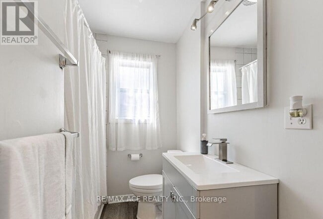 Photo - 101 Flora Dr