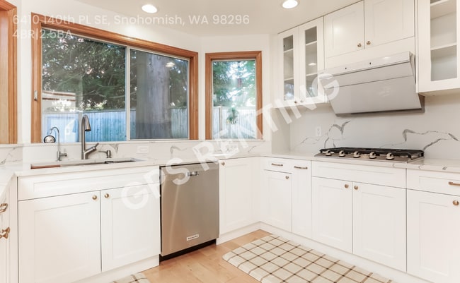 Photo - 6410 140th Pl SE