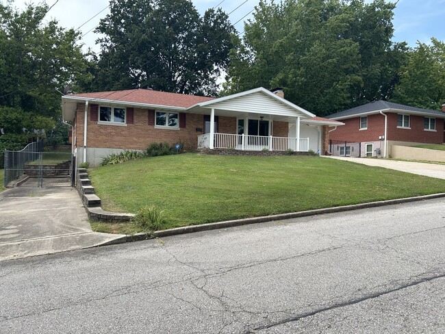 Building Photo - 207 Norris Dr Rental