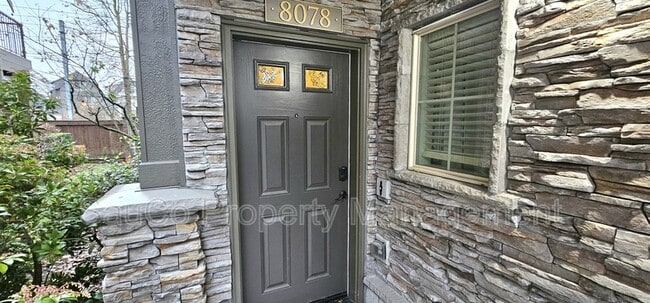 Photo - 8078 NE Miriam Way