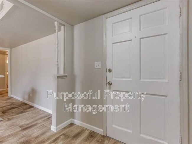 Photo - 1725 E Lindsey St Unit #2