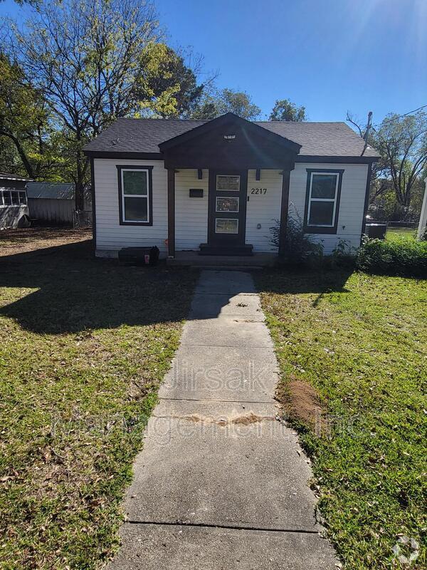 Building Photo - 2217 W Kaufman St Rental