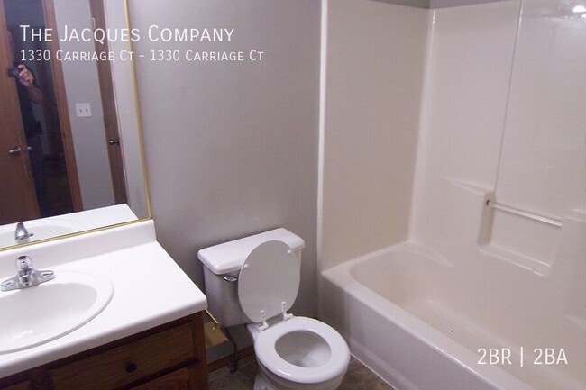 Photo - 1330 Carriage Ct Unidad 1330 Carriage Ct