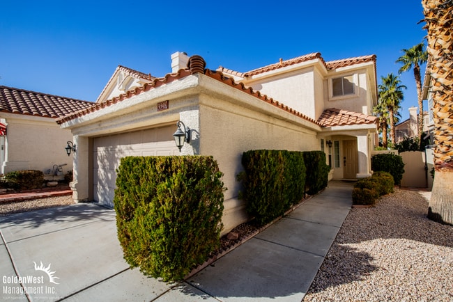 Building Photo - Spacious 3Bdm 2.5Ba Two-Story Home next to Queensridge!