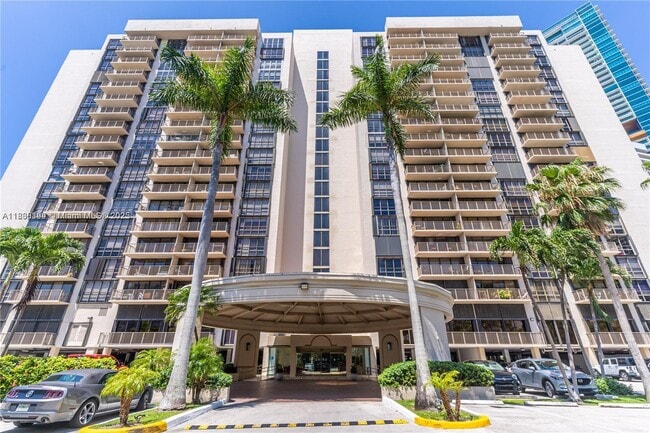 Photo - 1450 Brickell Bay Dr Condo Unit 1809