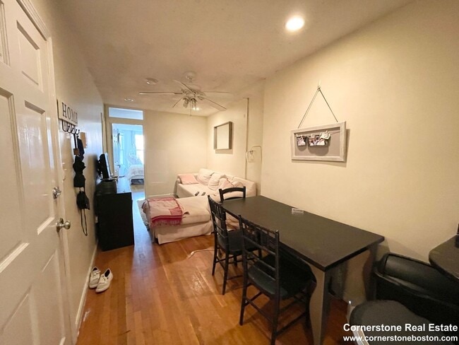 Photo - 582 Columbus Ave