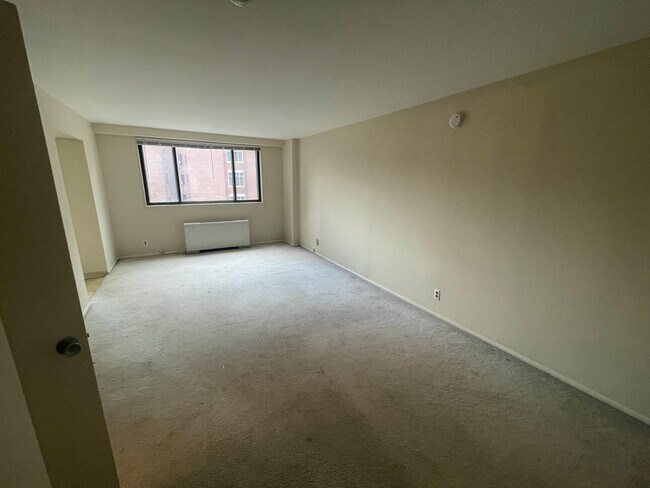 Photo - 1420 N St NW