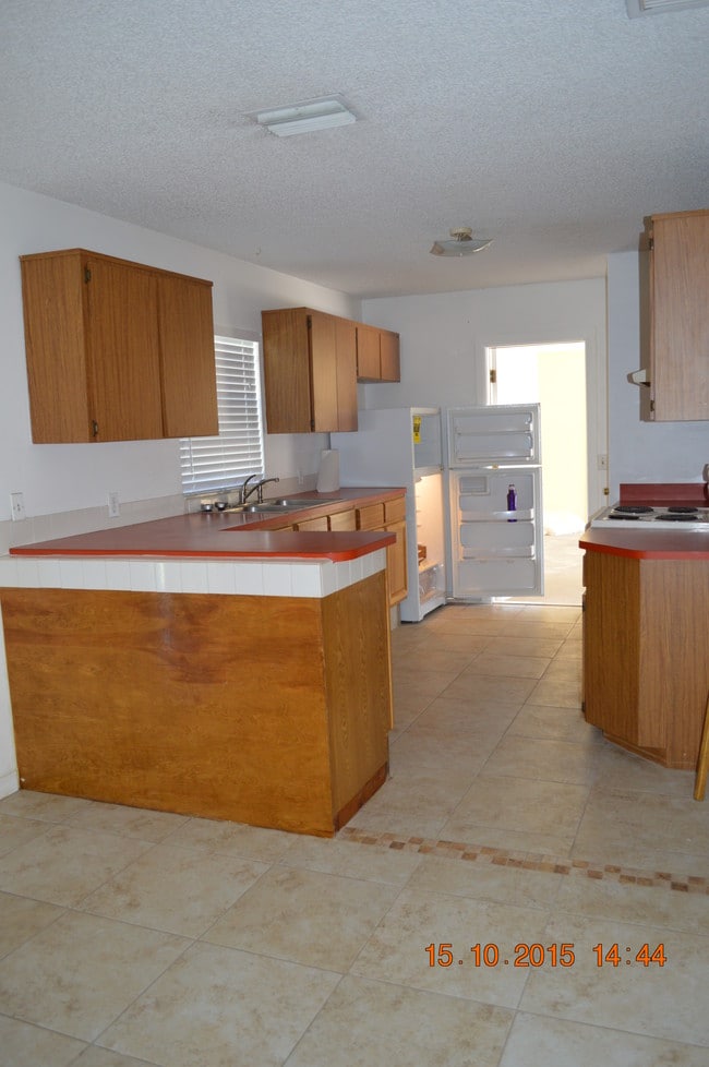 Kitchen - 12373 Shafton Rd