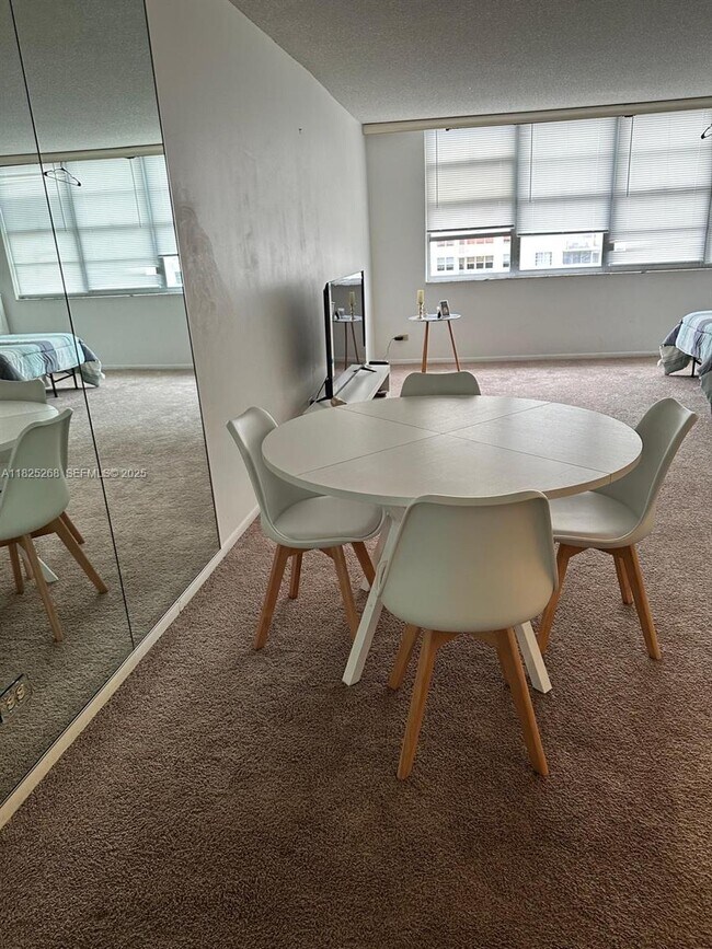 Building Photo - 251-174 174th St Unit 1210