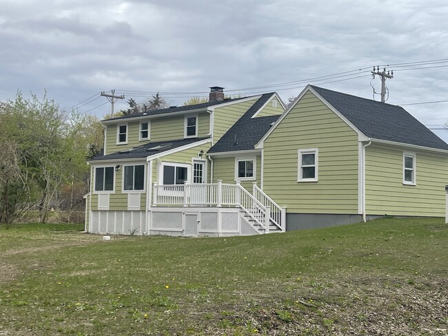Photo - 713 Webster St