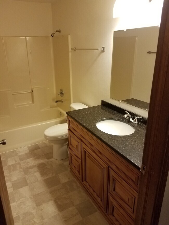 Photo - 2220-2 Skylark Dr