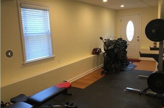 Photo - 209 Adams St Townhome