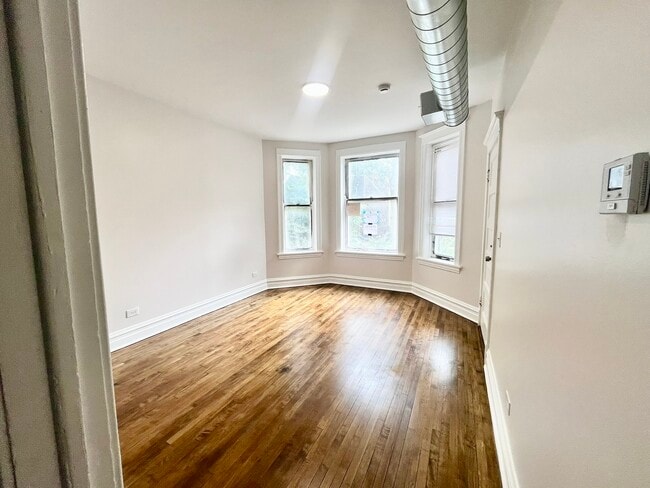Photo - 2636 W 23rd St Unit 1F