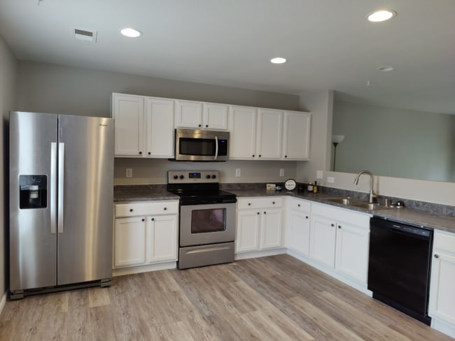 Photo - 6809 Colony Hills Ln