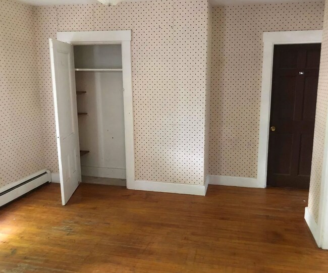 12 Jameson St Unit 1