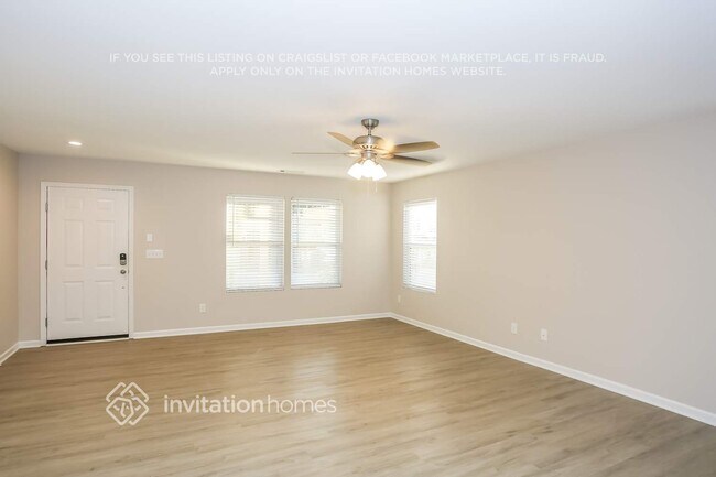 Photo - 110 Louden Dr