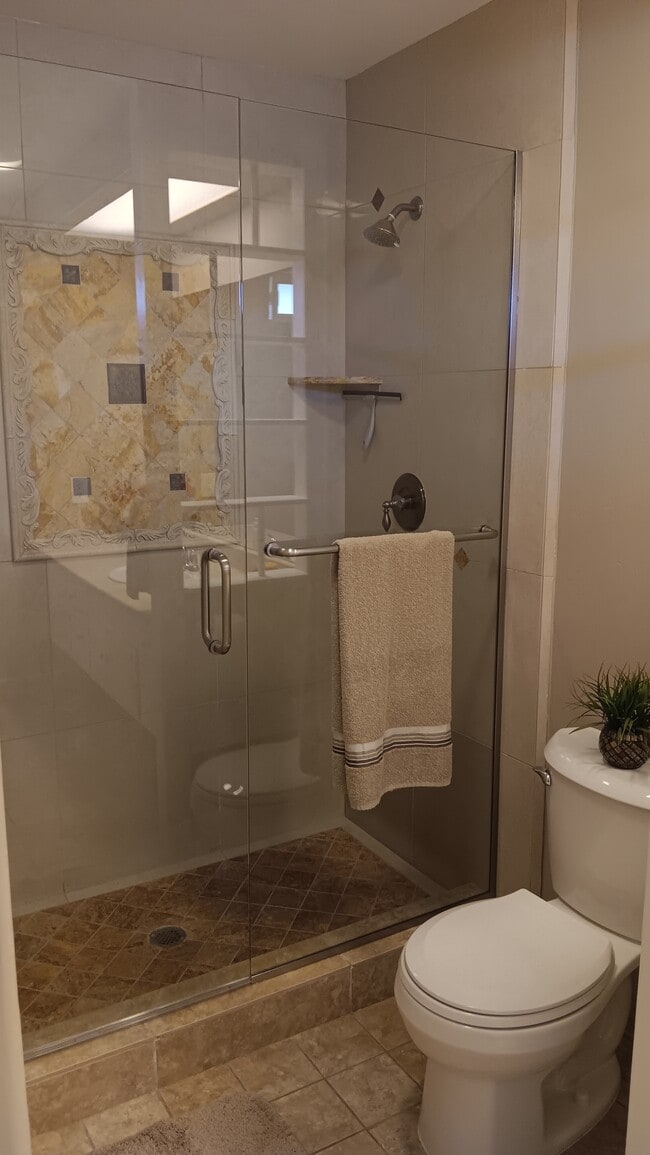 Photo - 4809 Birchbark Ln