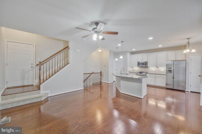 Photo - 25218 Briargate Terrace