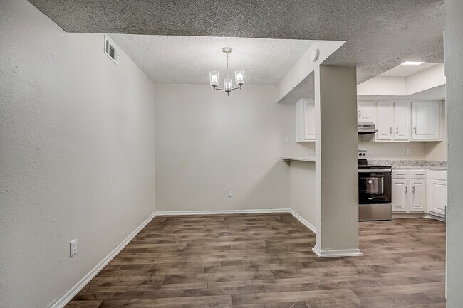 Photo - Skye at Love