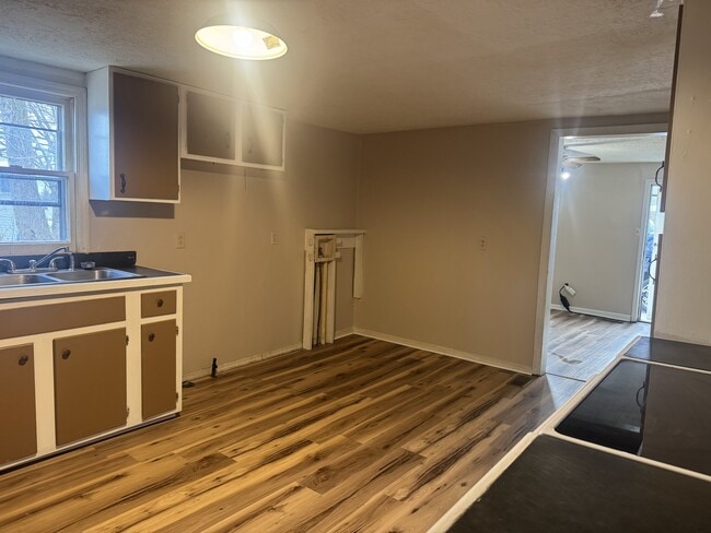 Photo - 1604 Alton Rd