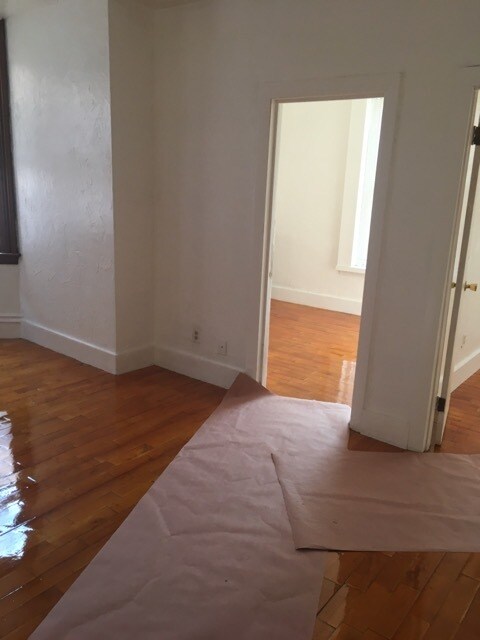 Photo - 4 Adella Pl Unit #1