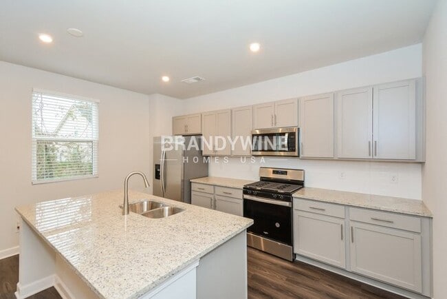 Photo - 321 Dearborn Sta Dr