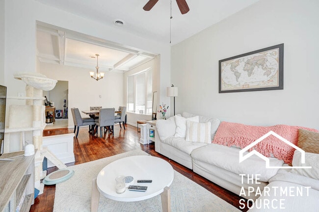 Photo - 2246 W Armitage Ave Unit 3