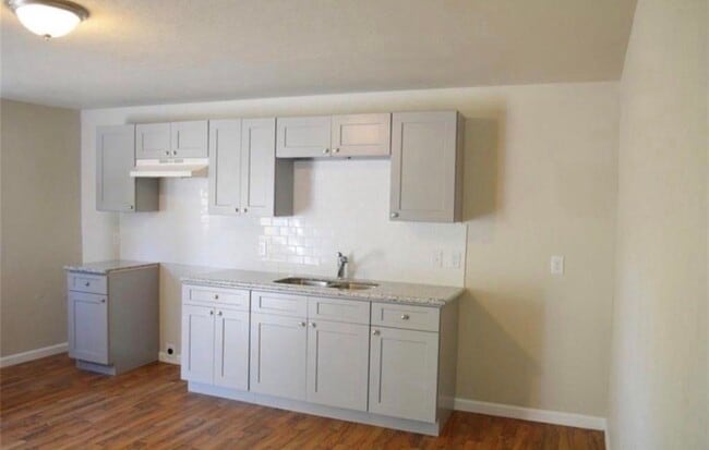 Photo - 7318 Laredo St