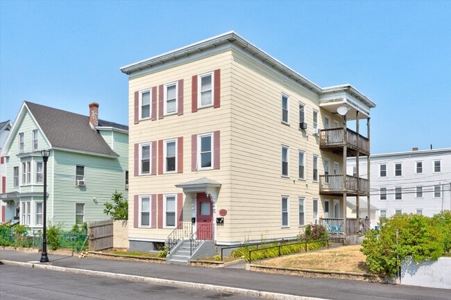 Building Photo - 475 Rimmon St Unit #2
