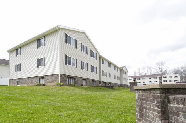 Apartments For Rent Near West Virginia University At Parkersburg In Photo Packard Place