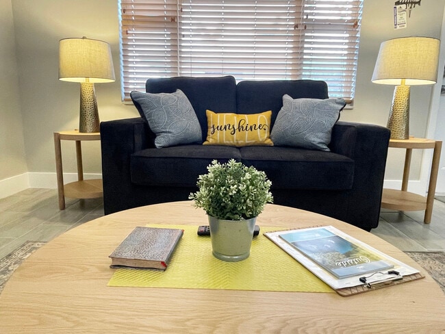 Cómoda y espaciosa sala de estar. - The Cottages at Punta Villas