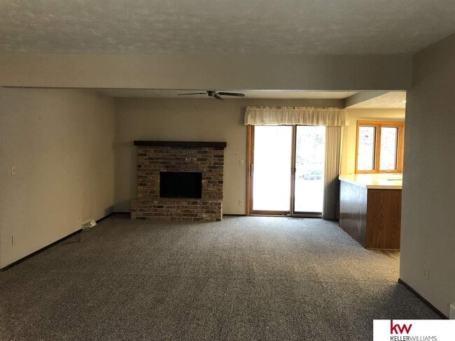 Photo - 212 Douglas Dr