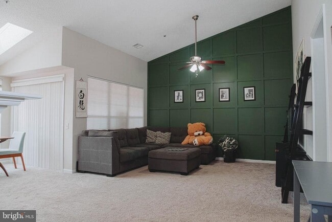 Photo - 2830 Emma Lee St Unidad 302