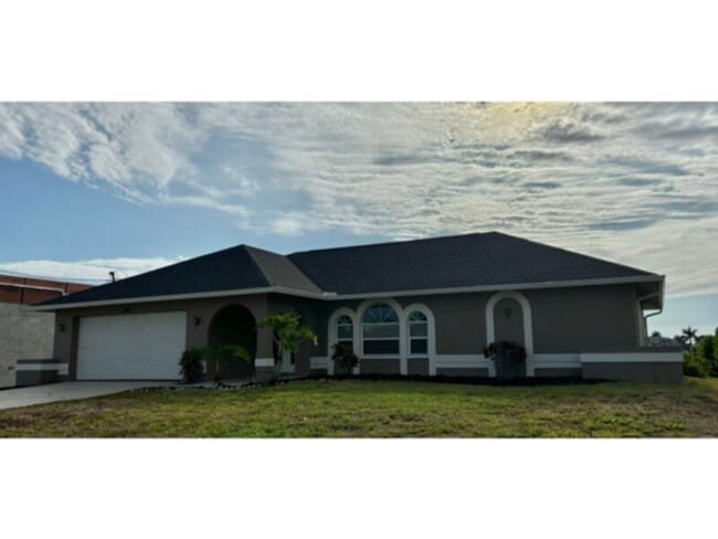 Photo - BEAUTIFUL 3 Bedroom 2 bath SOUTHWEST CAPE ...