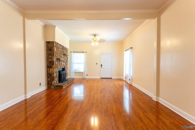 Photo - 718 Rison Ave NE