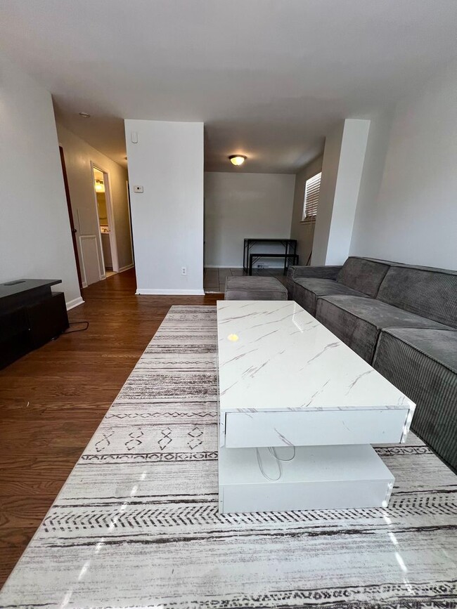 Photo - 7201 Devon St Unit 1