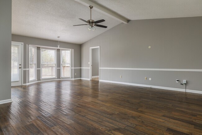 Photo - 123 Timberland Trce