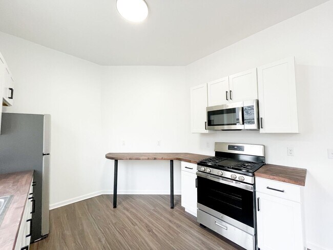 Photo - 807 Eureka St Unit #1