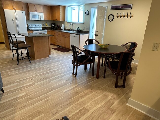 Photo - 11504 6th Ave NW