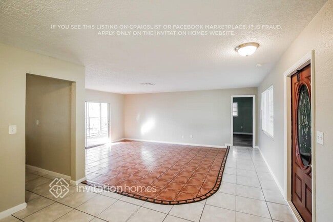 Photo - 291 NW 42nd Ave