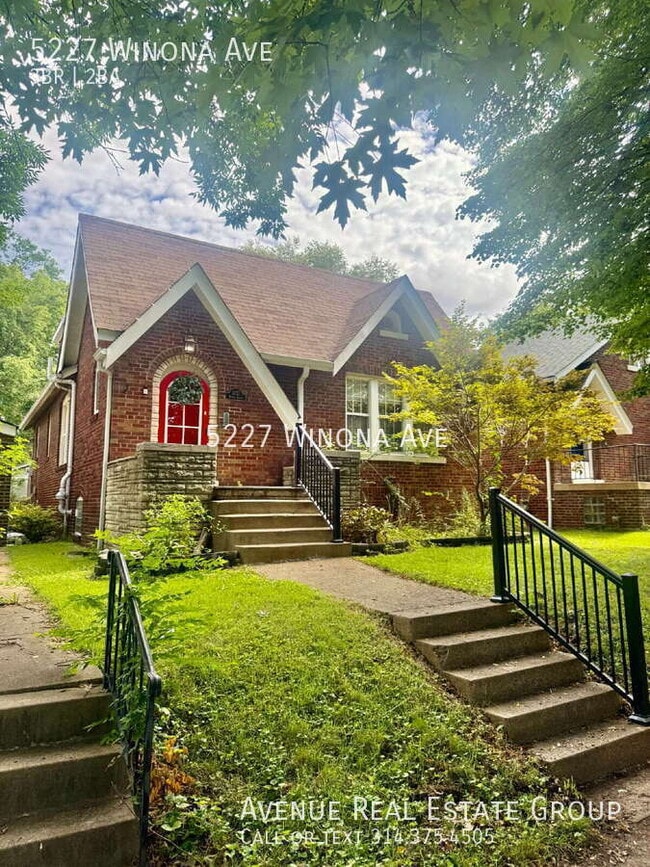 Building Photo - 5227 Winona Ave Rental