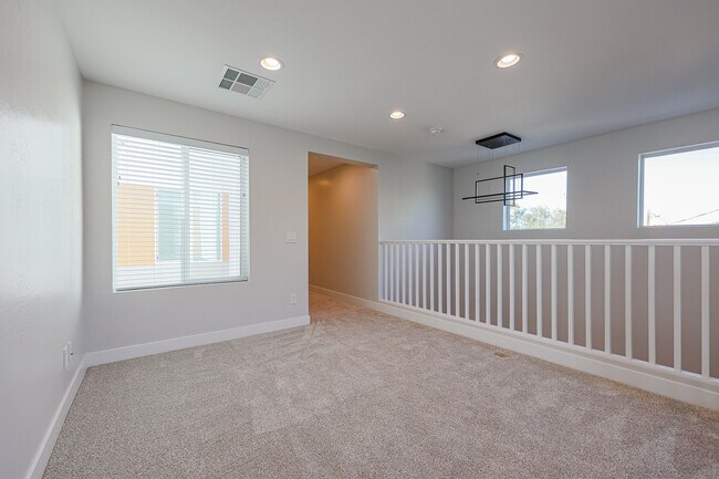 Photo - 1122 E Roosevelt St