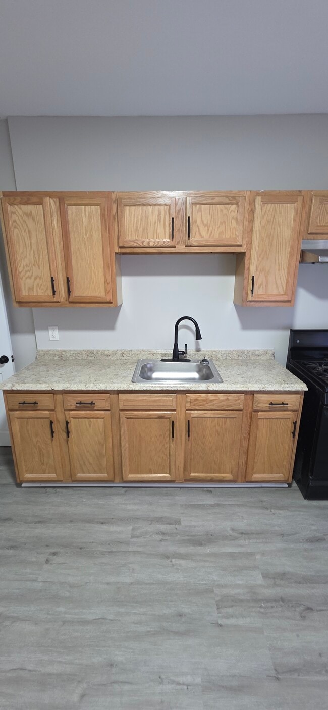 Photo - 2616 Mura St