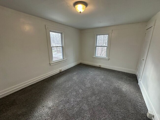 Photo - 696 Gaylord Ave Unit 696