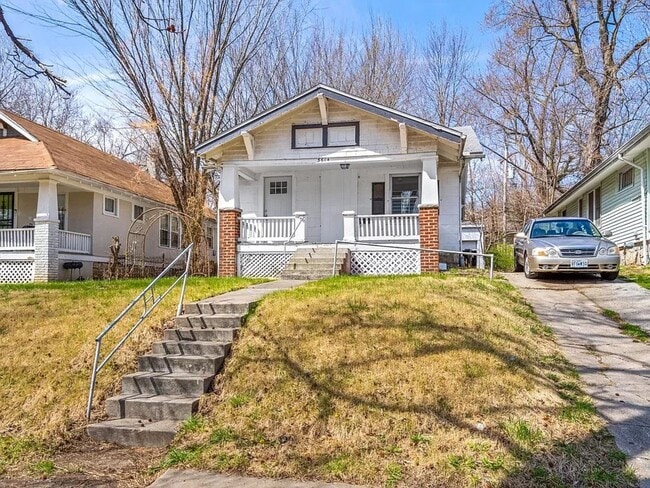 Building Photo - 5614 Brooklyn Ave Rental