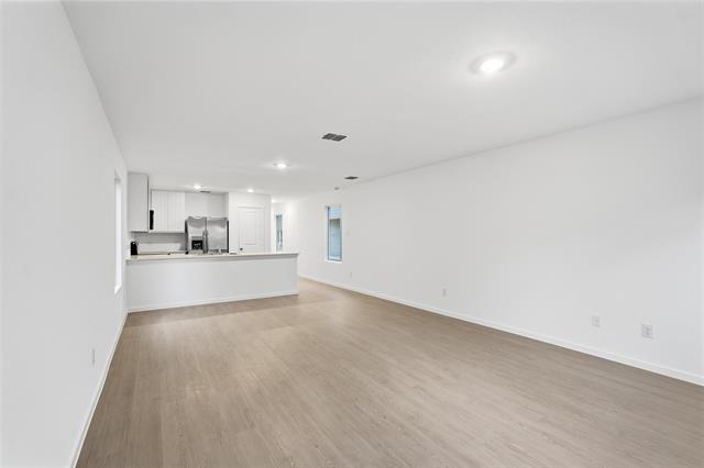 Photo - 731 Wagtail Dr