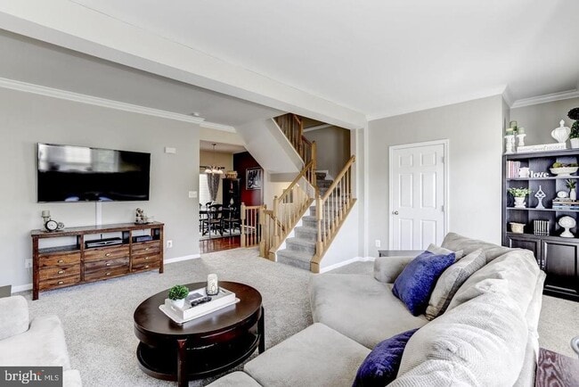 Photo - 10106 Sir Reynard Ln