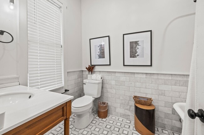 Photo - Lower Unit Available May 4