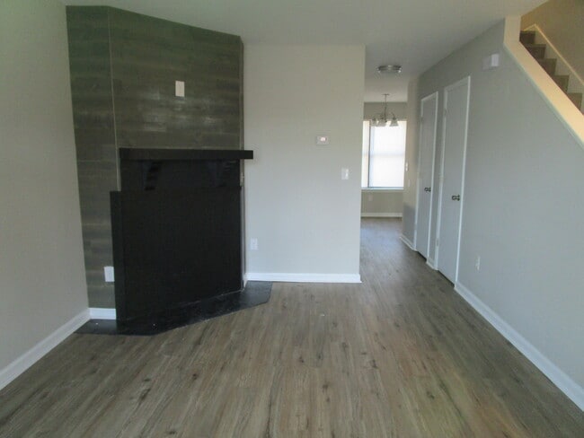 Photo - 1968 Gion St